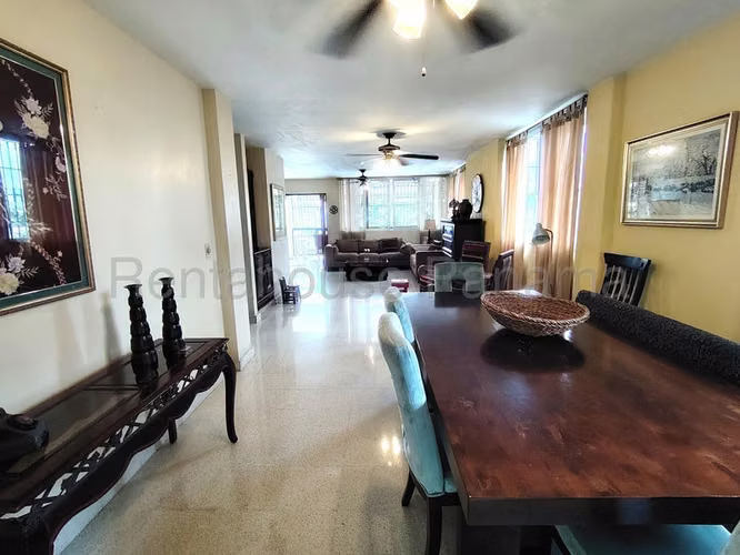 Venta de Casa en Los Angeles I880GRR