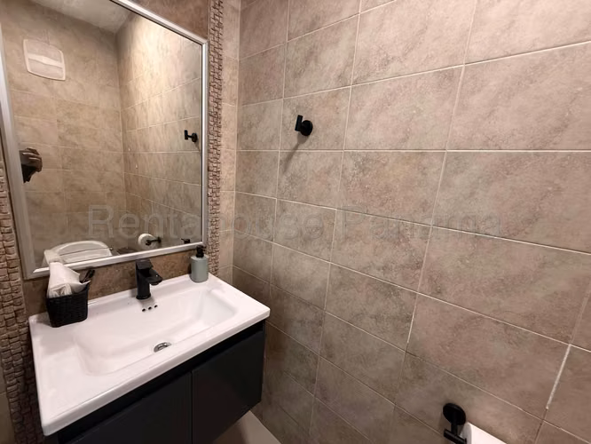 VENTA DE APARTAMENTO EN ALBROOK DCD26-7672