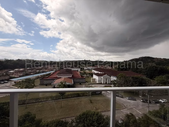 VENTA DE APARTAMENTO EN ALBROOK DCD26-7672