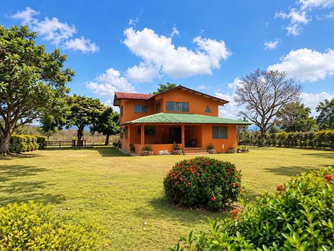 Casa de campo en venta en Sajalices