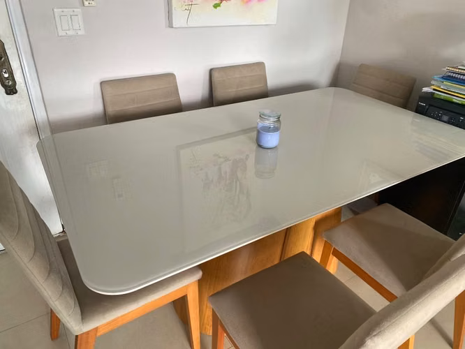 Comedor casi nuevo