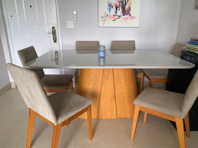 Comedor casi nuevo