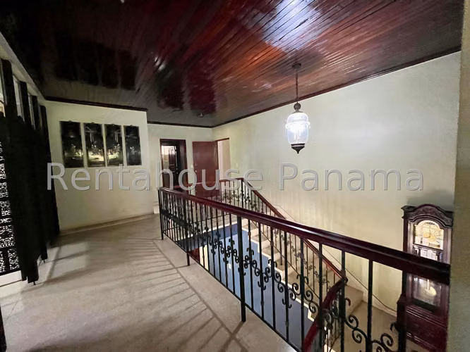 Vendo Casa en El Carmen KA26-3461