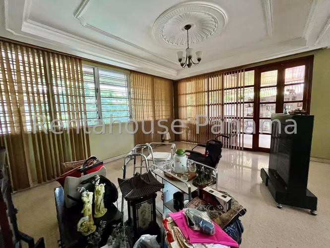 Vendo Casa en El Carmen KA26-3461