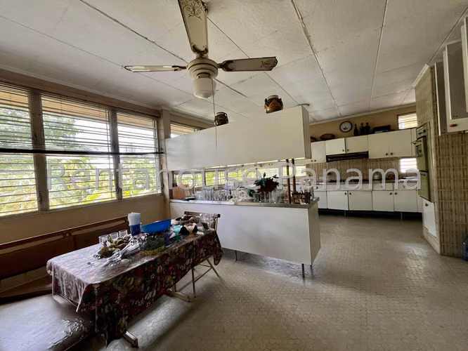 Vendo Casa en El Carmen KA26-3461