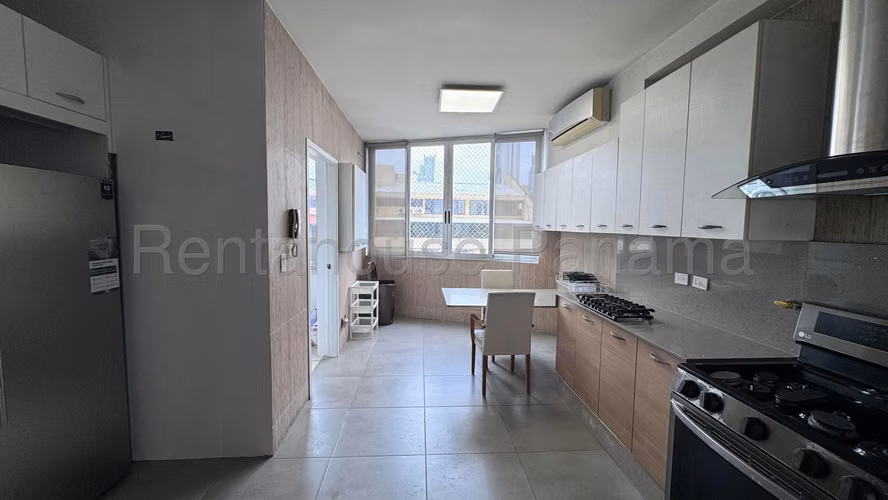 Se Vende Apartamento en Paitilla VLU27-298