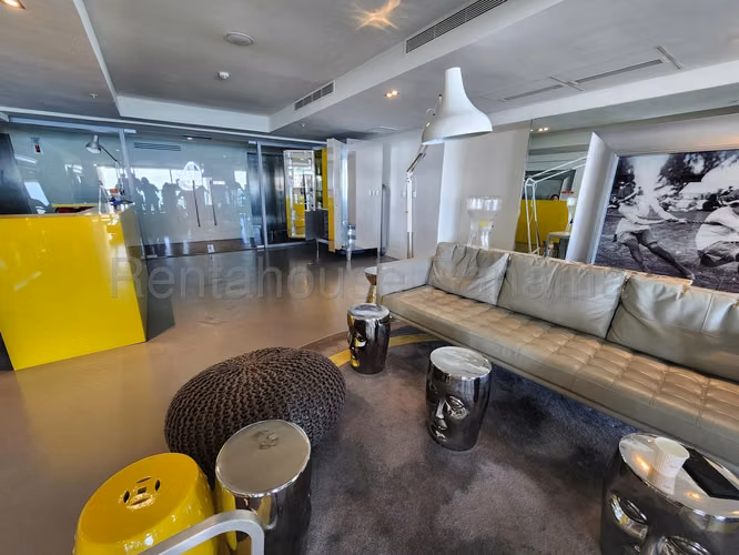 Vendo Apartamento en Avenida Balboa LC25-4719