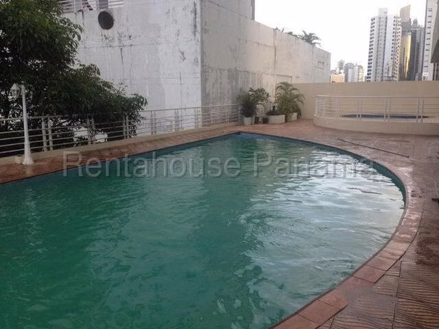 Vendo Apartamento en Obarrio LC25-6348