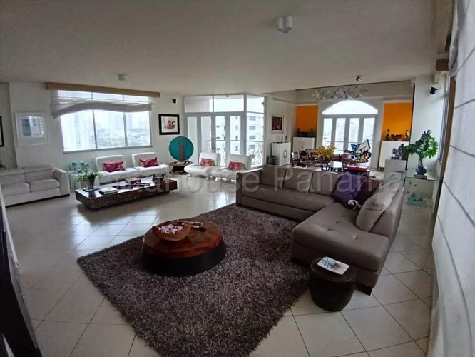 Se Vende Apartamento en El Carmen MDV27-697