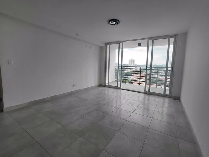 Apartamento en alquiler en Parque Lefevre PH Santerra