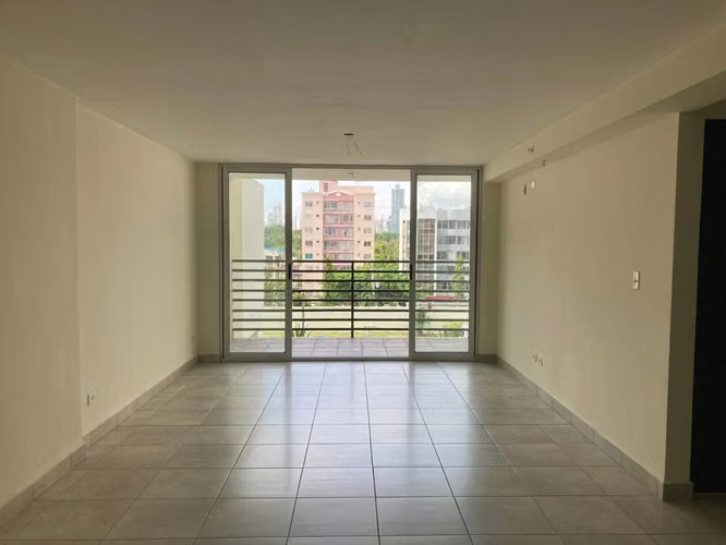 Apartamento en alquiler en Parque Lefevre PH Santerra