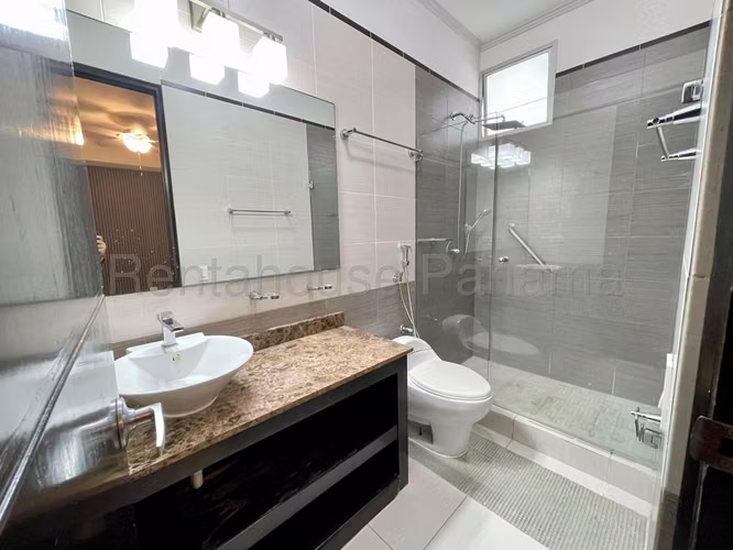 Apartamento En Venta En San Francisco SYH