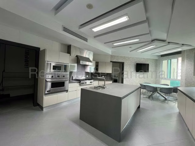 Apartamento en Alquiler en Venetian Punta Pacifica 26YCG6346