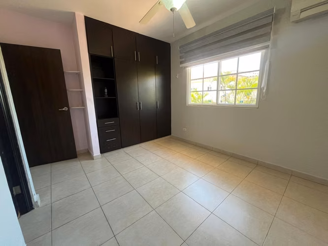 Venta de Casa en Villa Valencia Costa Sur