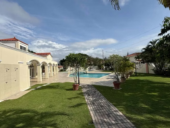 Venta de Casa en Villa Valencia Costa Sur