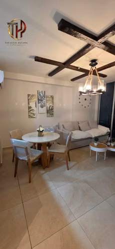Apartamento de playa en alquiler – PH Royal Palm , con vista al mar.