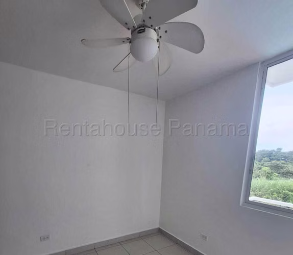 Apartamento En Venta En Condado Del Rey SYH