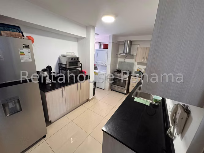 Venta de Moderno Apartamento en Villas de la Fuente 27*677Mfk