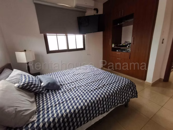 Venta de Amplia Casa en Costa Sur 27*684Mfk