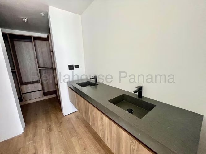 Venta de Exclusivo Loft Apartamento en Coco del Mar 26*5298Mfk