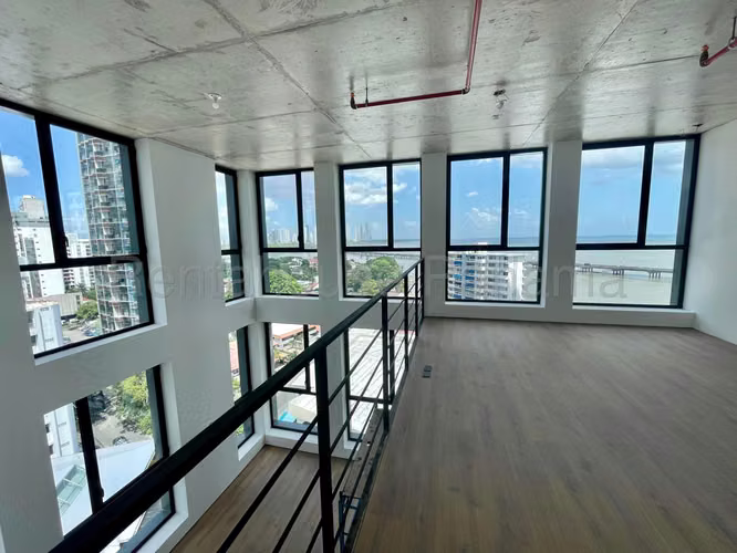 Venta de Exclusivo Loft Apartamento en Coco del Mar 26*5298Mfk