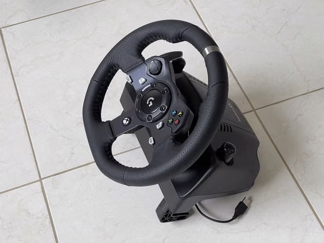 Timón Logitech G920