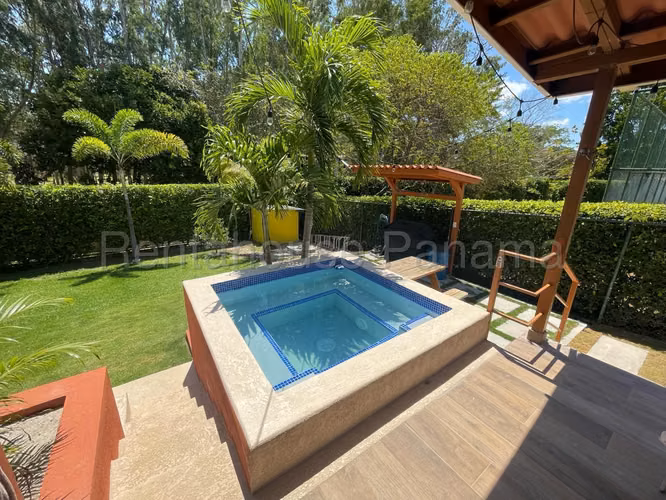 Venta Casa Punta Chame - YD