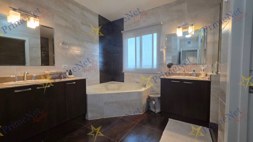 APARTAMENTO AMOBLADO EN VENTA – PH Las Olas