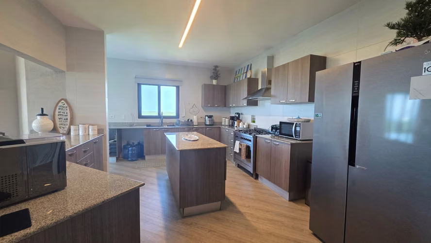APARTAMENTO AMOBLADO EN VENTA – PH Las Olas