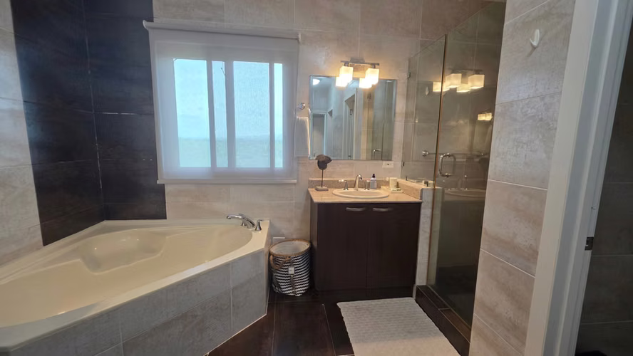 APARTAMENTO AMOBLADO EN VENTA – PH Las Olas