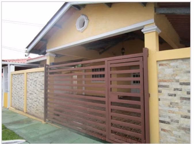 Chorrera - Linda Casa 3r 2b  Residencial Villas del Campo 250m2 $95,000