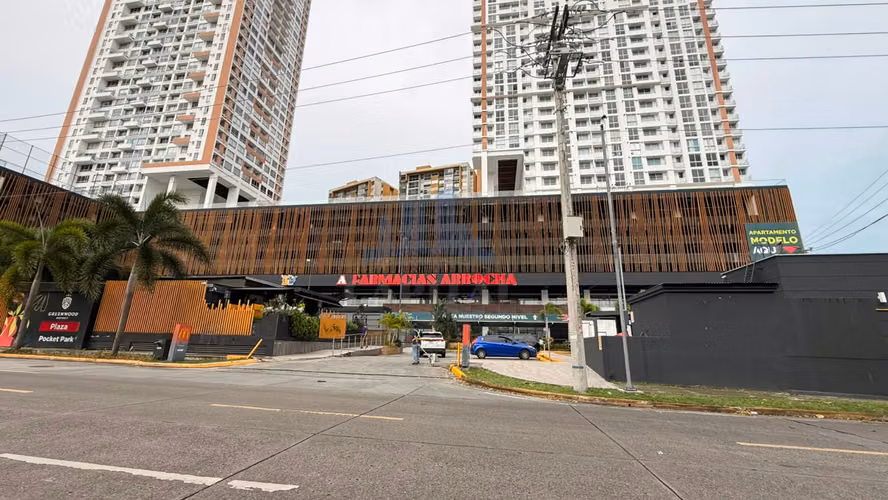 Local Comercial en Alquiler Greenwood Plaza – Tumba Muerto - Imagen 3
