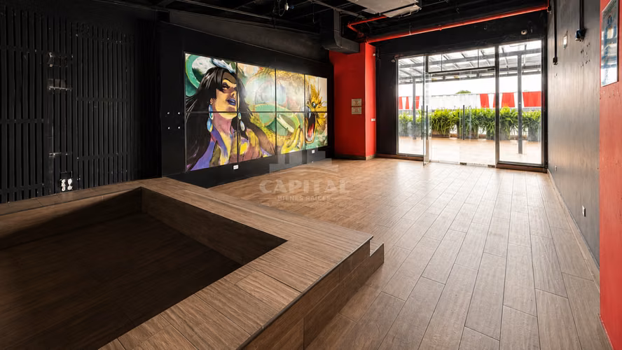 SE ALQUILAN LOCALES COMERCIALES - PLAZA CENTRAL COSTA VERDE