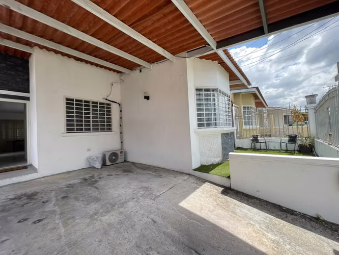 VENTA CASA SAN ANTONIO