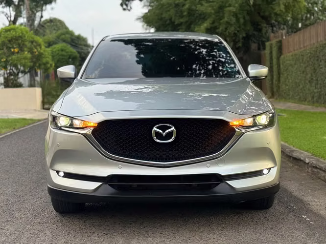 MAZDA CX-5 AÑO 2019 - Versión Semi Full, Automática