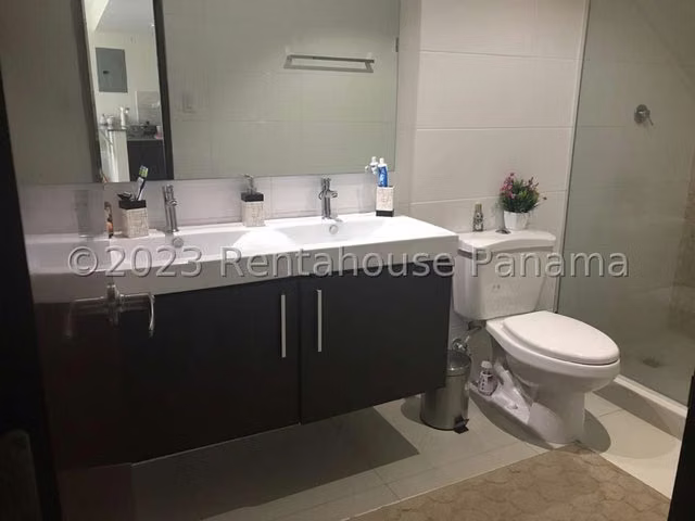 Venta de Apartamento PH Midrise en Panama Pacifico. 26LBR2638