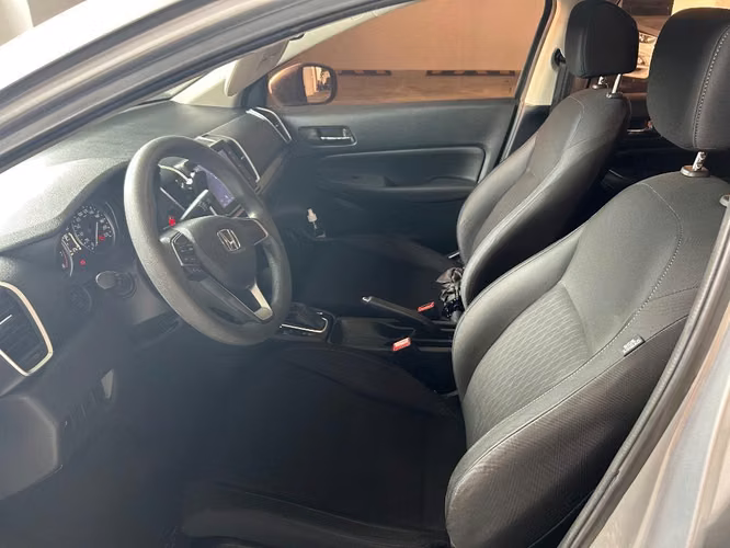 Honda City Gris – ¡Excelente estado! 2021