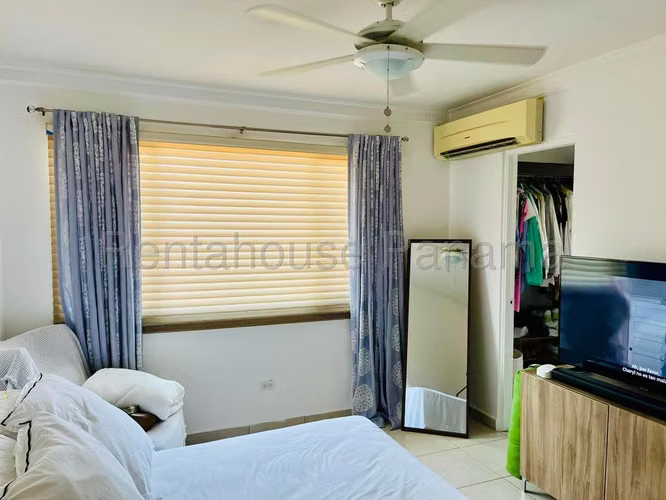 Venta Casa Brisas Del Golf - YD