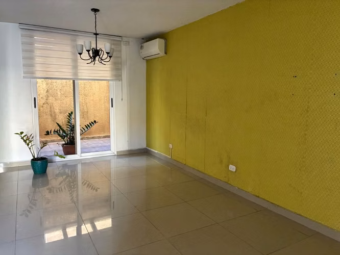 SE ALQUILA CASA DUPLEX - Imagen 2