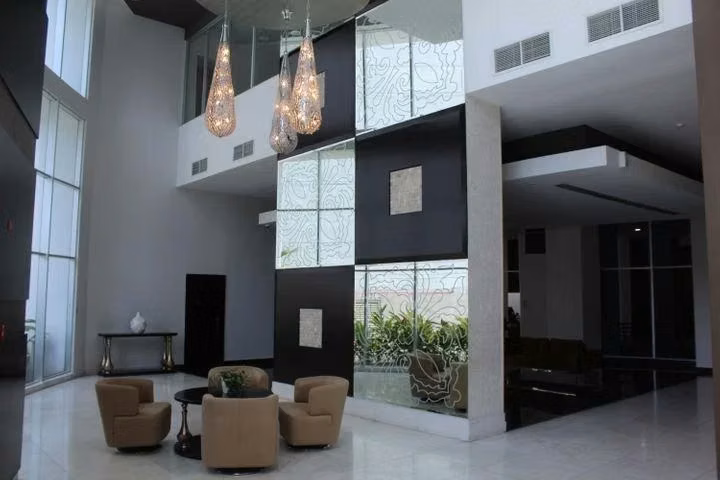 Costa del Este | P.H. Pearl at the Sea Vista al Mar ($710,000)