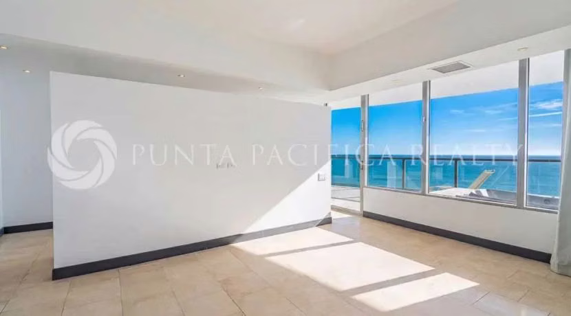 Exclusivo Penthouse de 4 Habitaciones con Vistas Panorámicas | En The Ocean Club (JW Marriot)