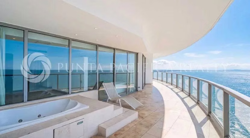 Exclusivo Penthouse de 4 Habitaciones con Vistas Panorámicas | En The Ocean Club (JW Marriot)