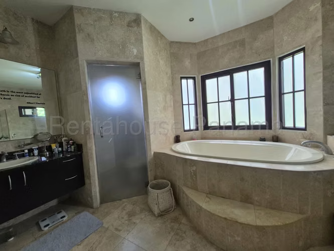 Venta Casa Costa Sur - YD
