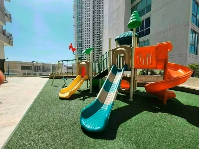 Punta Pacífica | P.H. Oceanaire | 1Rec ($240,000)