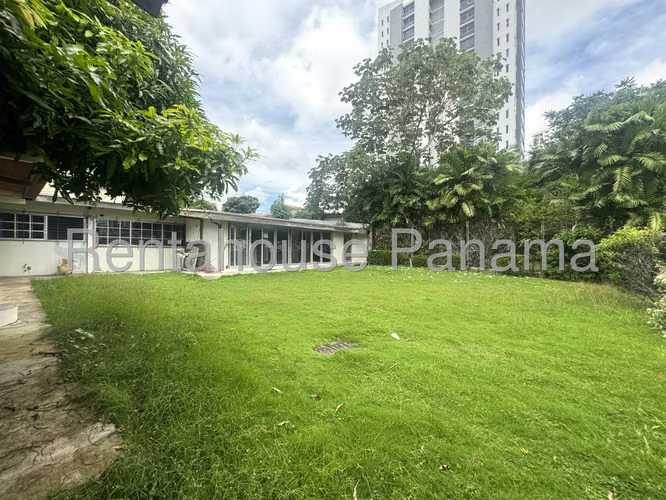 VENTA DE CASA EN EL CARMEN DCD25-3455