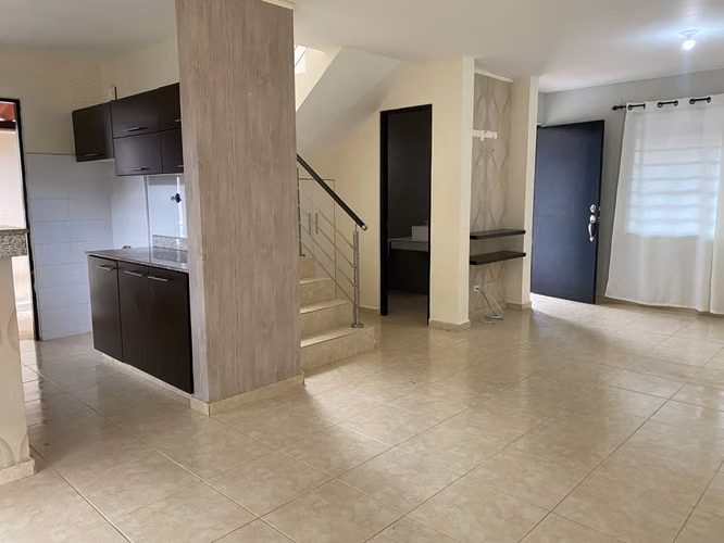 Casa en Alquiler | Cluster Los Pinos | Las Arboledas | ¡Lista para Mudarse!