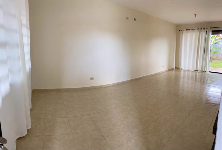 Casa en Alquiler | Cluster Los Pinos | Las Arboledas | ¡Lista para Mudarse!