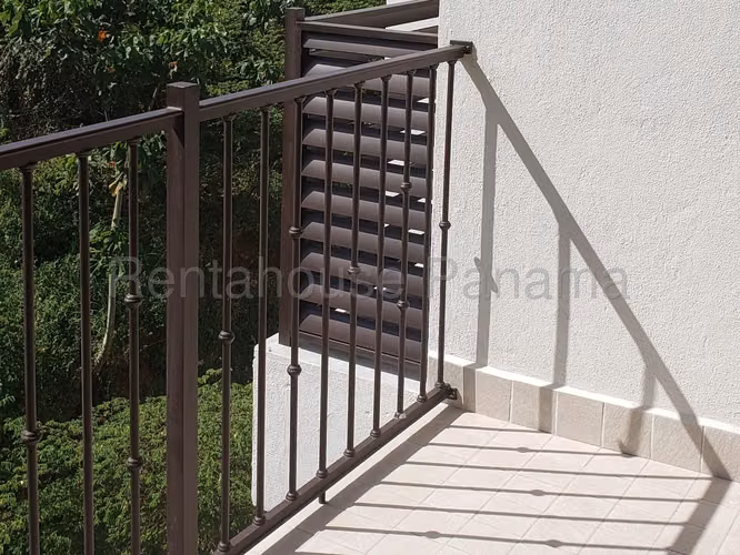 Se Vende Apartamento en Albrook MDV26-7843