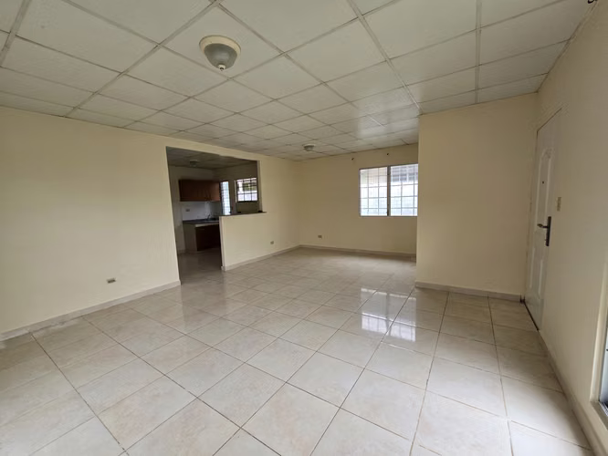 ALQUILO 675 / VENDO $143,000 / BOULEVARD EL LAGO / LAS CUMBRES / 6 3 7 8 - 5'4'7'0 - Imagen 4