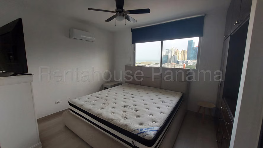 Vendo Apartamento en Obarrio KA27-336
